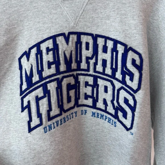 University of Memphis Tigers Sweatshirt - Picture 2 of 4